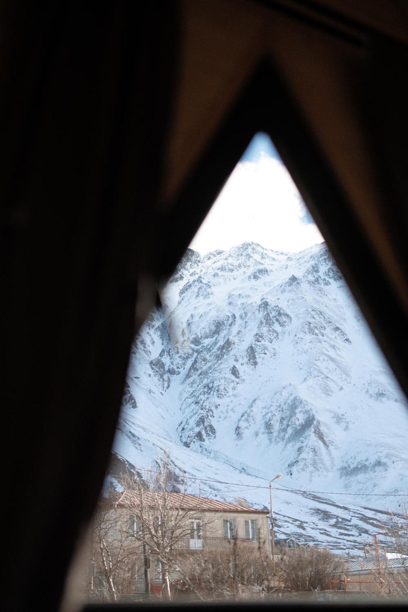 Smart Via Kazbegi Villa Екстериор снимка